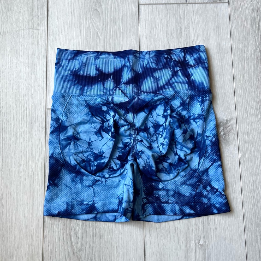 Tie Dye Scrunch Shorts